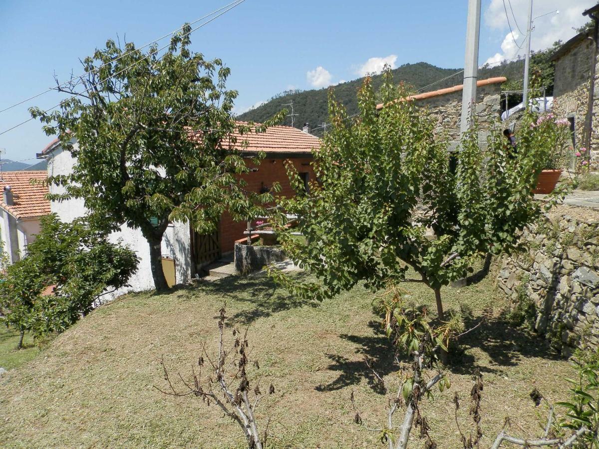 Tra Er Boscu Er Maa Villa Volastra Eksteriør bilde